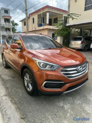 2017 Hyundai Santa Fe — foto 2 / 11