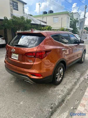 2017 Hyundai Santa Fe — foto 5 / 11