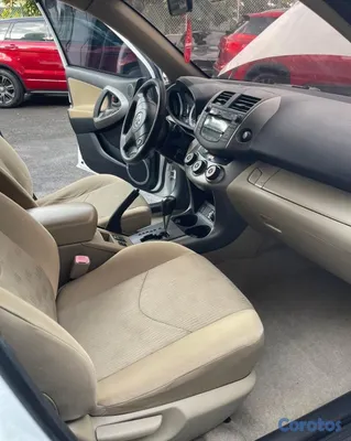 2010 Toyota Rav-4 — foto 7 / 9