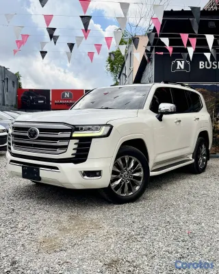 2022 Toyota Land Cruiser — foto 13 / 13