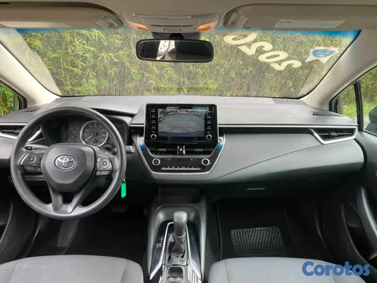 2020 Toyota Corolla — foto 8 / 10