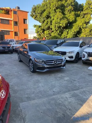 2018 Mercedes-Benz Clase C — foto 2 / 8