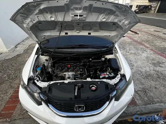 2014 Honda Civic — foto 6 / 9