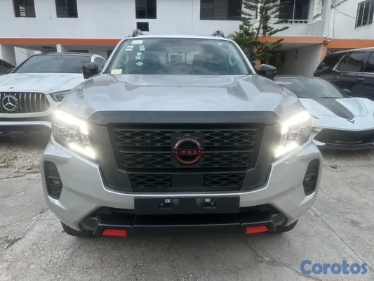 2026 Nissan Navara — foto 2 / 9