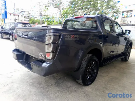 2027 Isuzu Dmax — foto 3 / 11