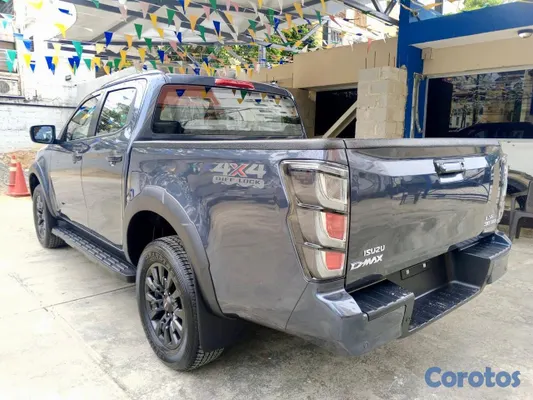 2027 Isuzu Dmax — foto 11 / 11