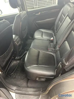 2014 Kia Sorento — foto 2 / 8