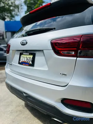 2019 Kia Sorento — foto 8 / 11