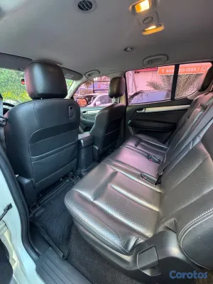 2015 Isuzu Dmax — foto 5 / 10