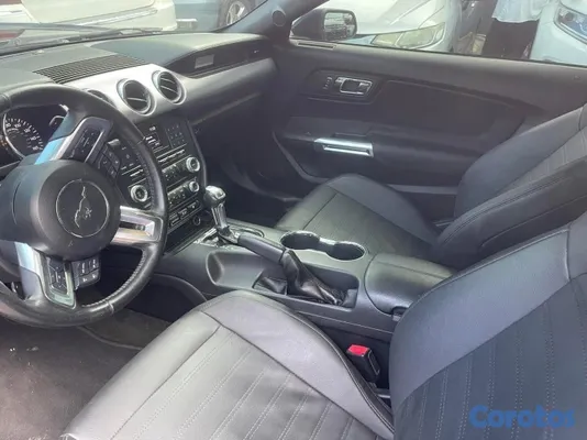 2017 Ford Mustang — foto 7 / 17
