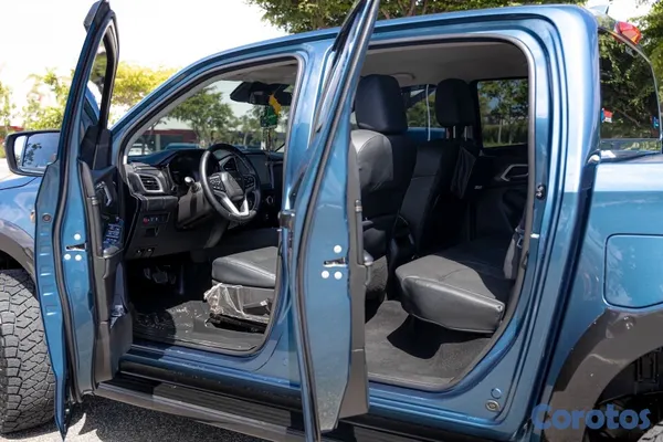 2025 Isuzu Dmax — foto 11 / 15