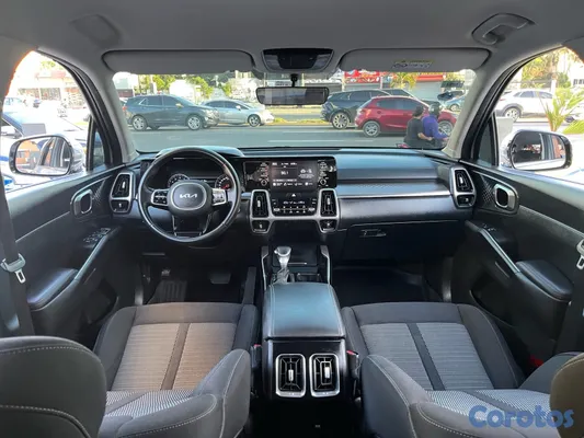 2022 Kia Sorento — foto 4 / 11