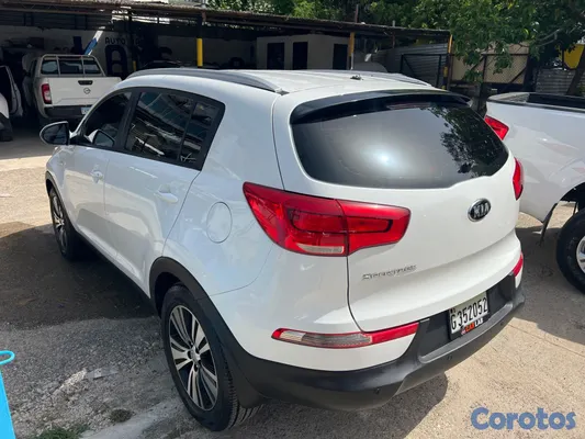 2015 Kia Sportage — foto 7 / 14