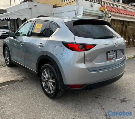 2021 Mazda CX-50 — foto 3 / 10