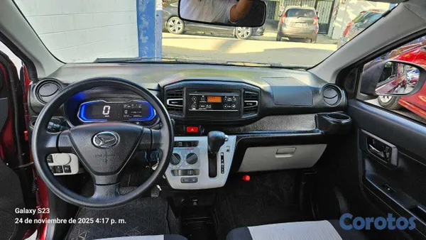 2021 Daihatsu Mira — foto 6 / 9