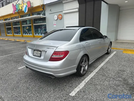 2009 Mercedes-Benz Clase C — foto 4 / 7