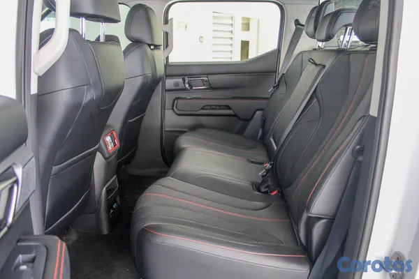 2025 BYD Shark — foto 8 / 15