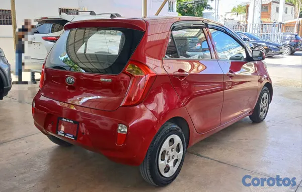 2013 Kia Morning — foto 8 / 12