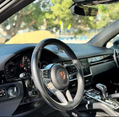 2019 Porsche Cayenne — foto 5 / 6