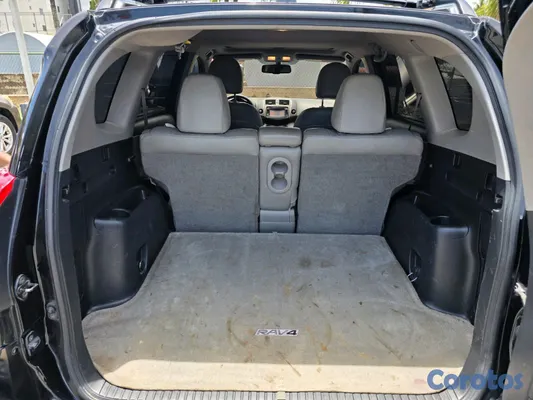 2012 Toyota Rav-4 — foto 3 / 11