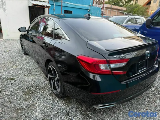 2022 Honda Accord — foto 4 / 7