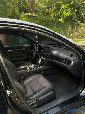2019 Honda Accord — foto 6 / 10