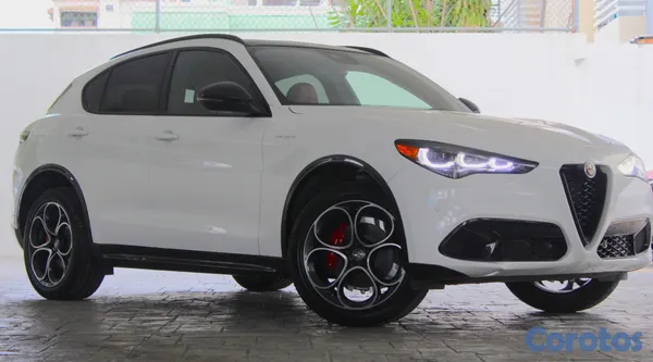 2024 Alfa Romeo Stelvio