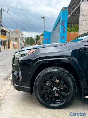 2022 Toyota Rav-4 — foto 11 / 15