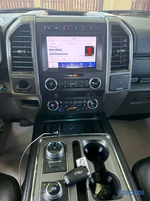 2020 Ford Expedition — foto 2 / 13