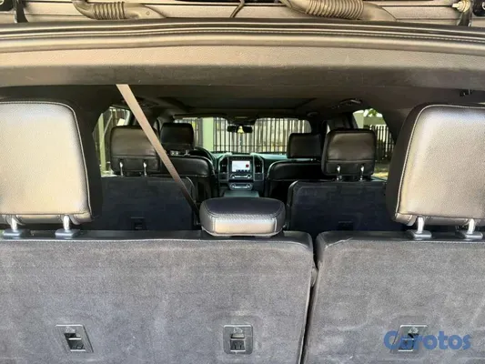 2020 Ford Expedition — foto 4 / 13
