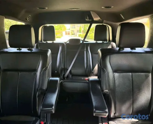 2020 Ford Expedition — foto 5 / 13