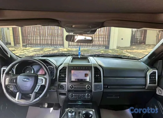 2020 Ford Expedition — foto 10 / 13