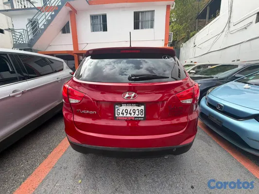 2015 Hyundai Tucson — foto 8 / 9