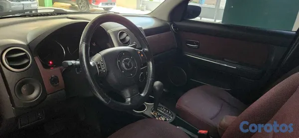 2010 Mazda Verisa — foto 5 / 7