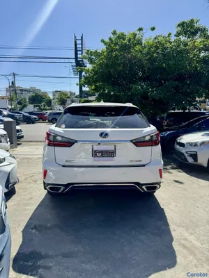2017 Lexus Rx — foto 6 / 10