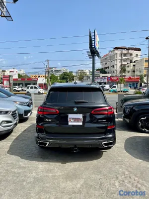 2020 BMW X5 — foto 7 / 11