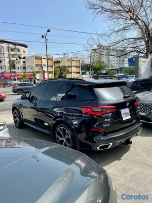2020 BMW X5 — foto 8 / 11