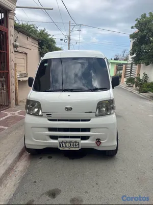 2017 Daihatsu Hijet 2017 – Súper Económica, Lista para Trabajar