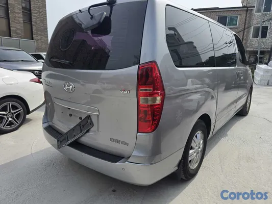 2021 Hyundai Grand Starex — foto 5 / 10