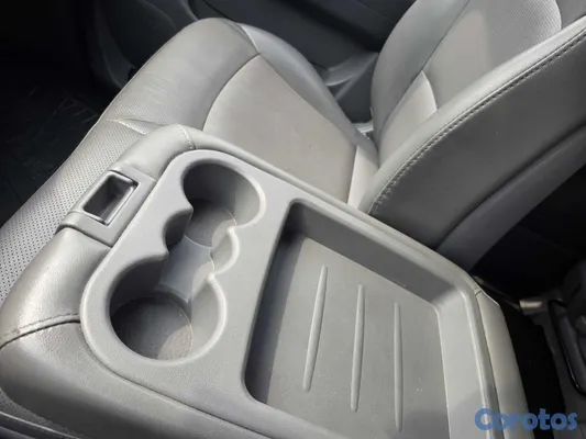 2021 Hyundai Grand Starex — foto 6 / 10