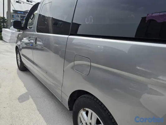 2021 Hyundai Grand Starex — foto 7 / 10