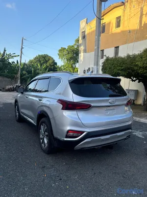 2019 Hyundai Santa Fe — foto 6 / 8