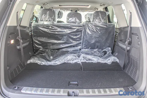 2026 Maxus D90 — foto 12 / 12