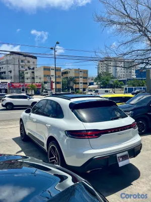 2024 Porsche Macan — foto 8 / 12
