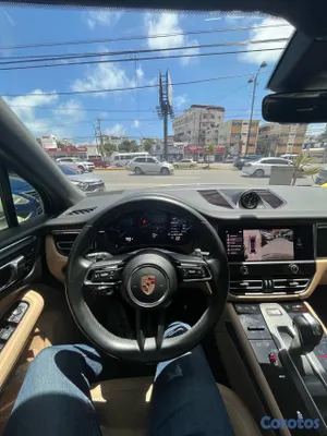 2024 Porsche Macan — foto 10 / 12