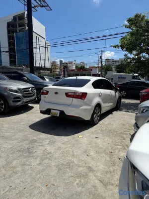 2016 Kia Rio — foto 6 / 9