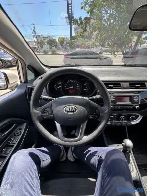 2016 Kia Rio — foto 9 / 9