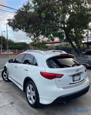 2010 Infiniti Fx-35 — foto 5 / 9
