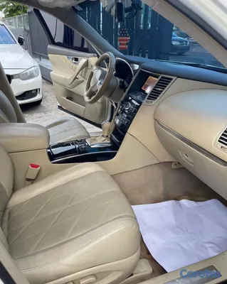 2010 Infiniti Fx-35 — foto 8 / 9