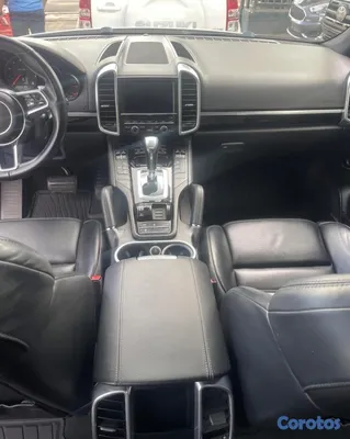 2017 Porsche Cayenne — foto 8 / 10